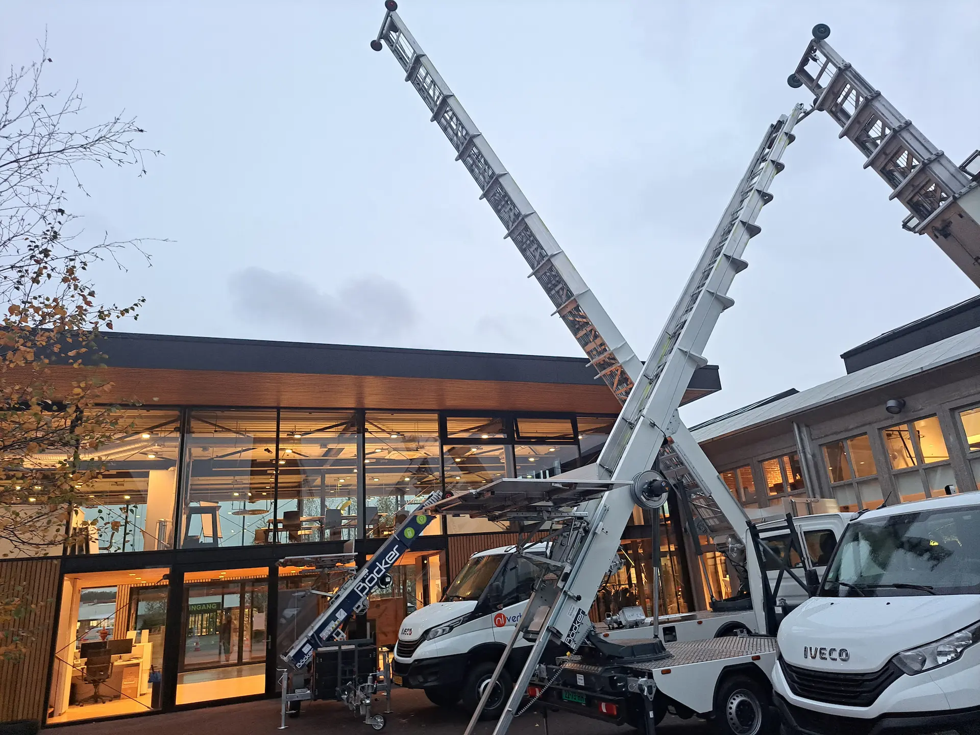 NL Verhuislift verhuiswagens met verhuislift